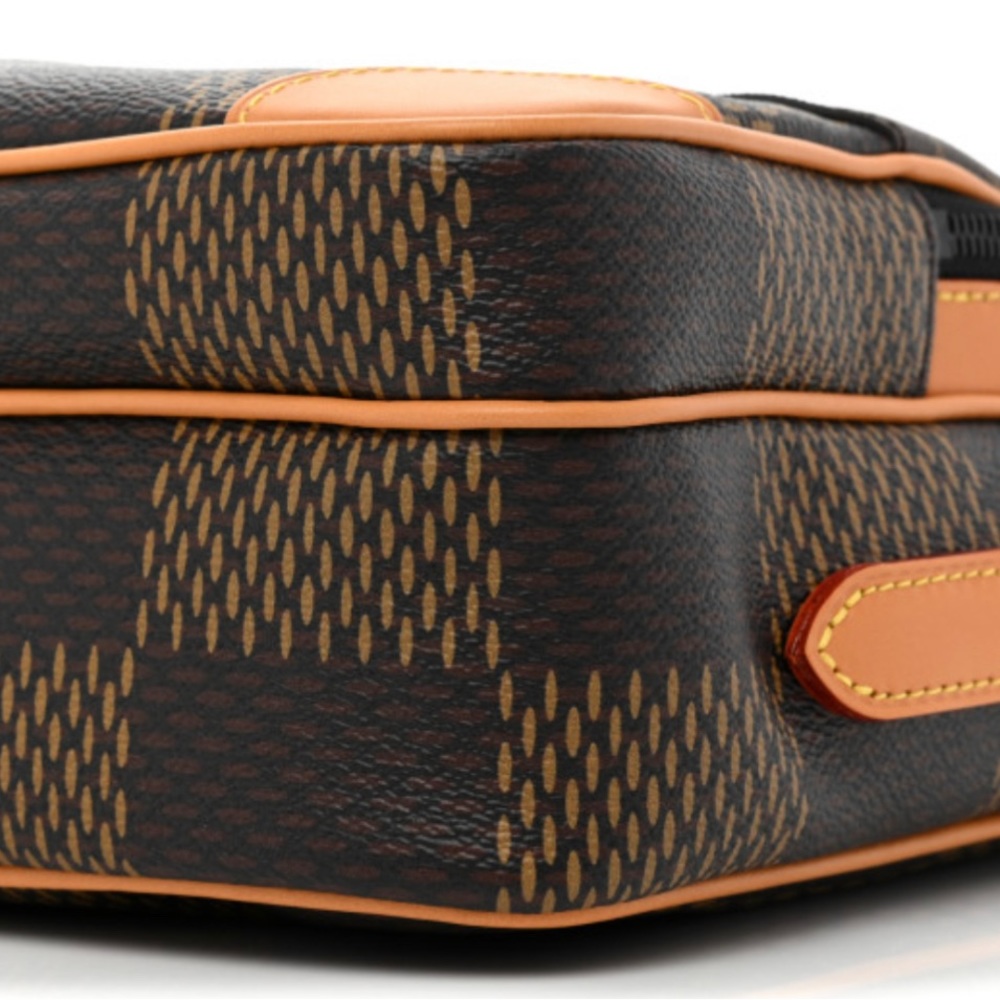SOLD Louis Vuitton X Nigo LE Giant Damier Ebene Monogram Nil Messenger - Picture 7 of 11